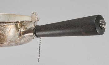 LOCKKAROTTER, ett par, silver, Borgila, Stockholm, 1931 och 1932.