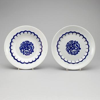 SERVIS, ca 77 delar, porslin, "Liljeblå", Wilhelm Kåge, Gustavsberg, omkring 1920.