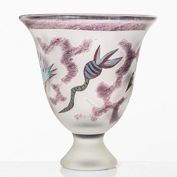 Ulrica Hydman-Vallien, a vase, Kosta Boda Studio.