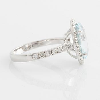 Ring, with aquamarine and brilliant-cut diamonds.