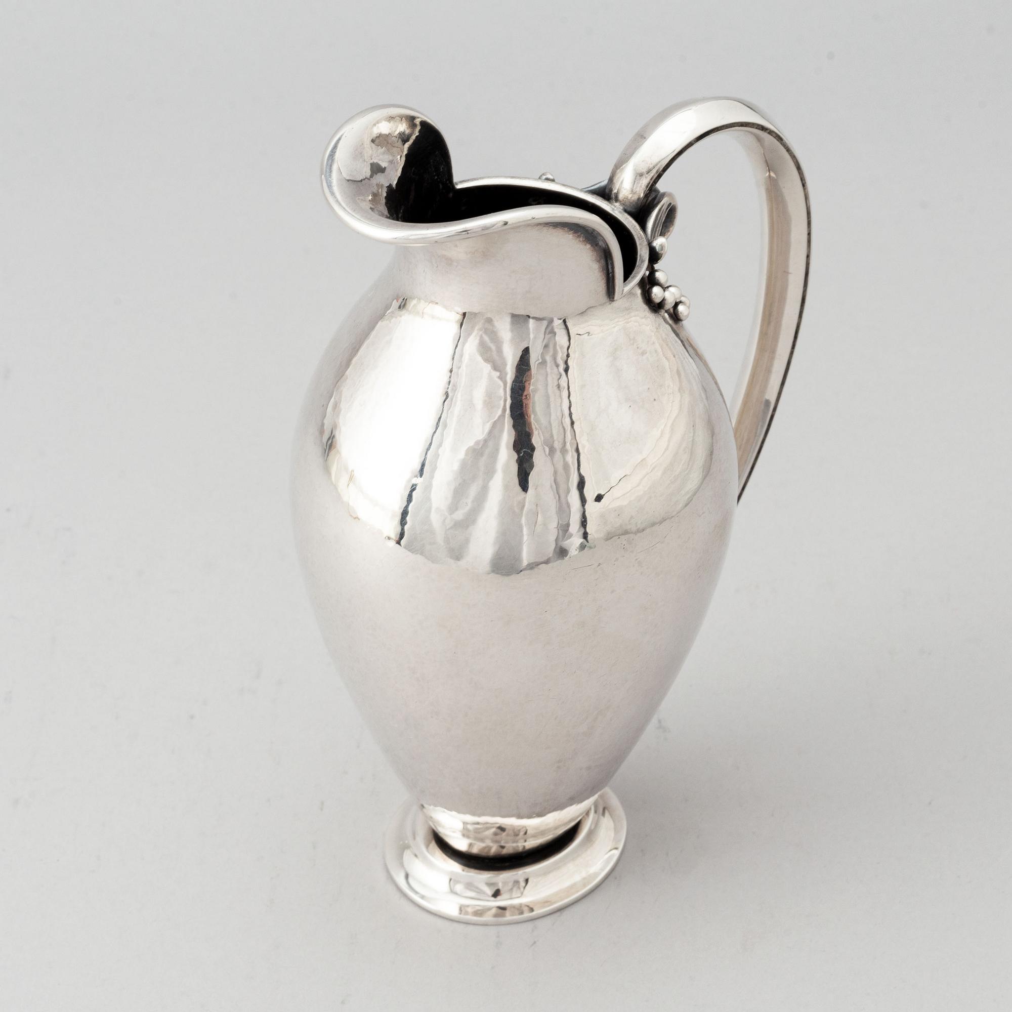 CG Hallberg, kanna, silver, Stockholm 1943.