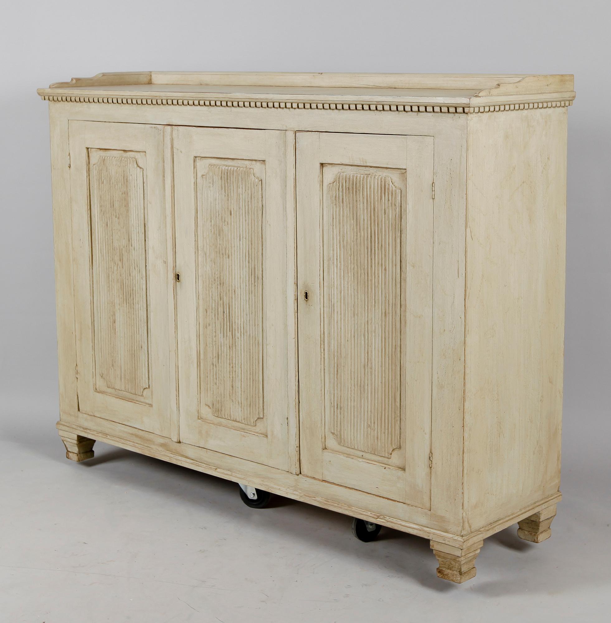 SKÄNK, sengustaviansk, 1800-talets första hälft.