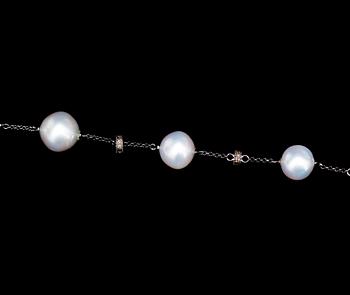 PÄRLCOLLIER, oxiderat silver med sötvattenspärlor samt diamanter.