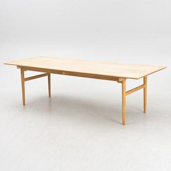 Hans J. Wegner, Matbord, "CH327", Tranekær furniture A/S, 2005.