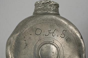 PLUNTOR, 2 st, tenn, en med otydliga stämplar, sannolikt Jönköping, 1800-tal.