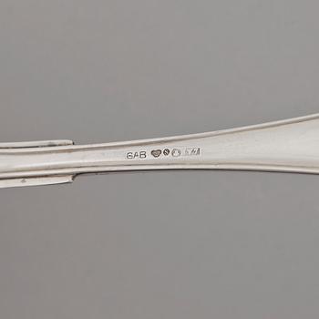PARTI BESTICK, 29 delar, silver, bla CG Hallberg, 1960. Tot vikt exkl. knivar: 743 gram.