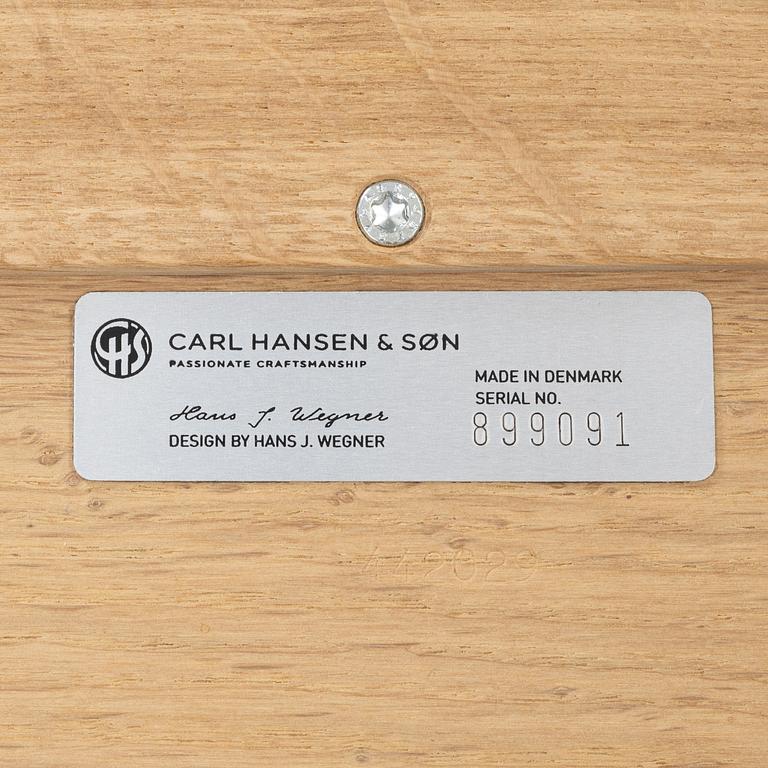 Hans J Wegner, an oak dining table model 'CH002' Carl Hansen & Søn, Denmark.