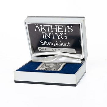 Frimärksplaketter, nio i silver samt en i brons, Guldfynd Plakett AB, bl a 1977.