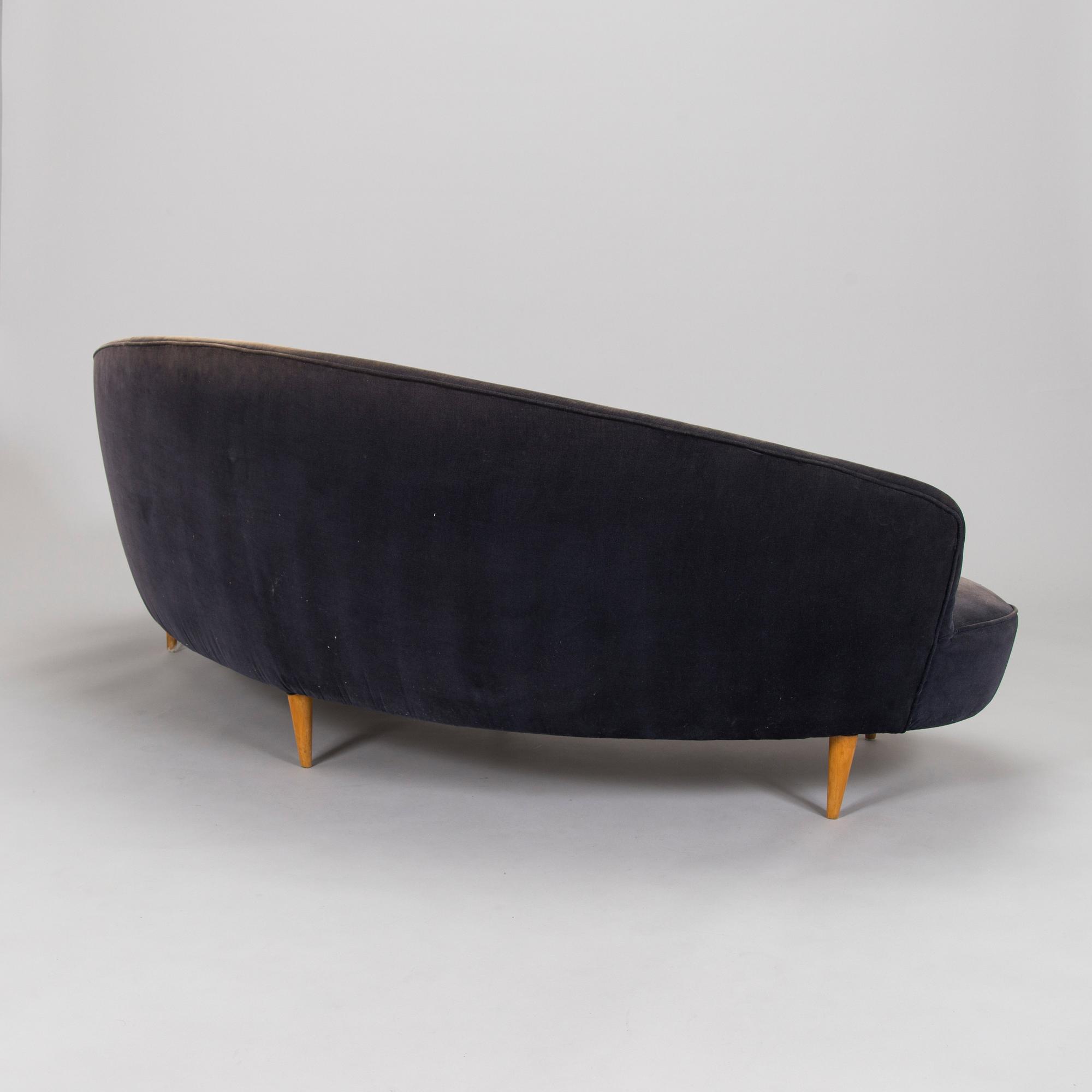 An Italian sofa, 1950's/60's.
