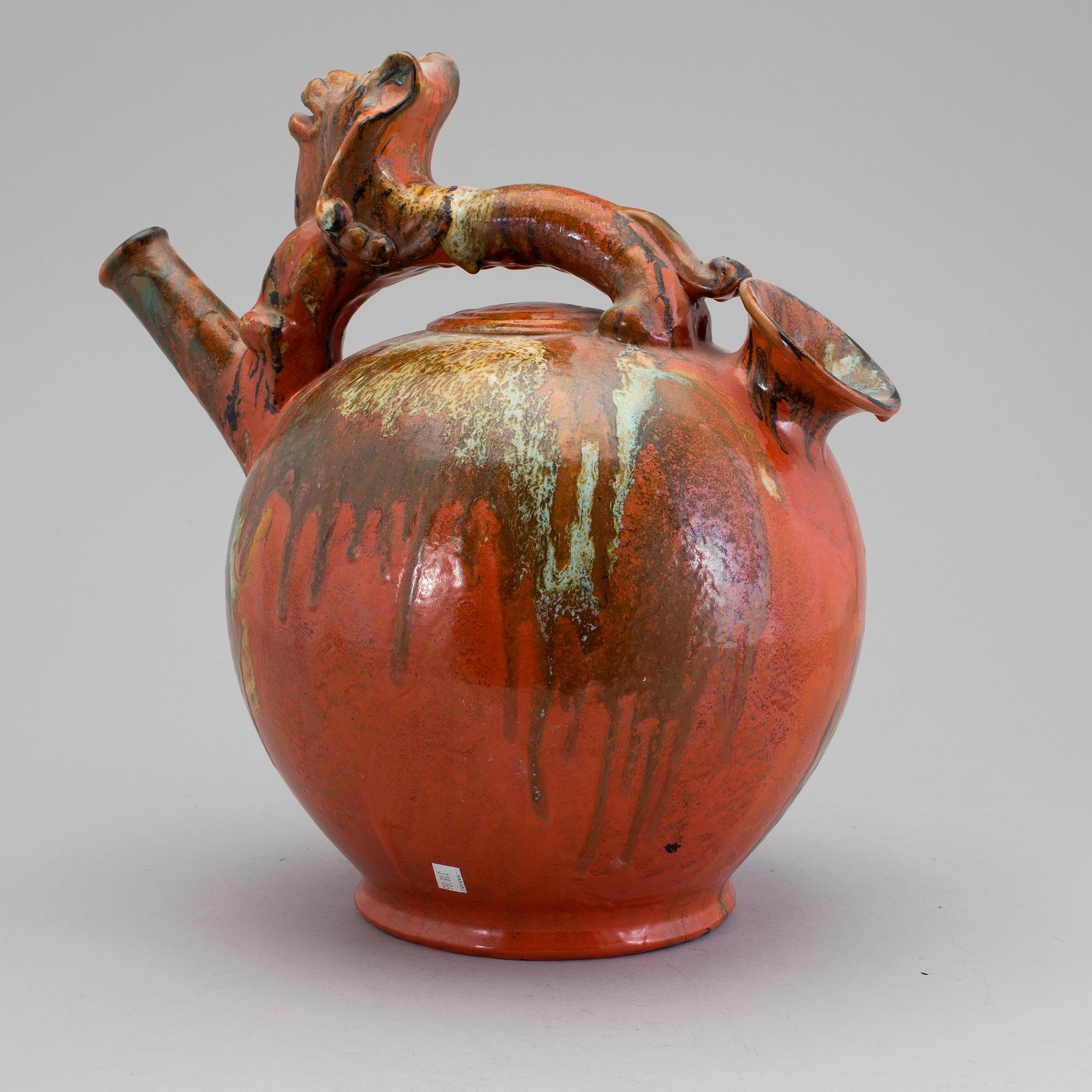 ALLAN EBELING, urna. Lergods. Upsala Ekeby, 1930. Signerad.