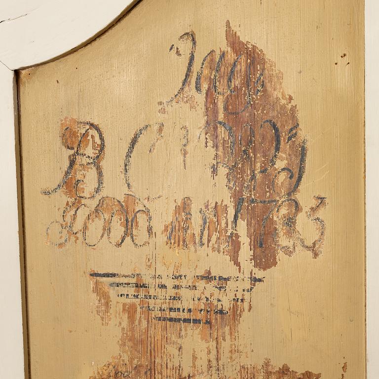 Skåp, omkring 1800.