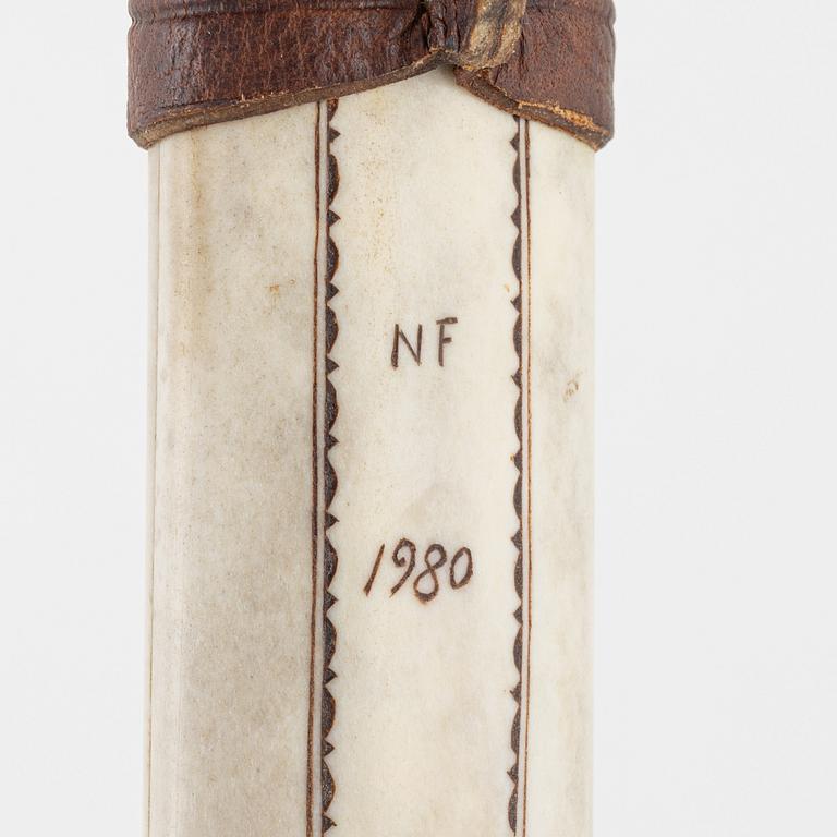 Nikolaus Fankki, a reindeer horn knife, signed and dated 1980.