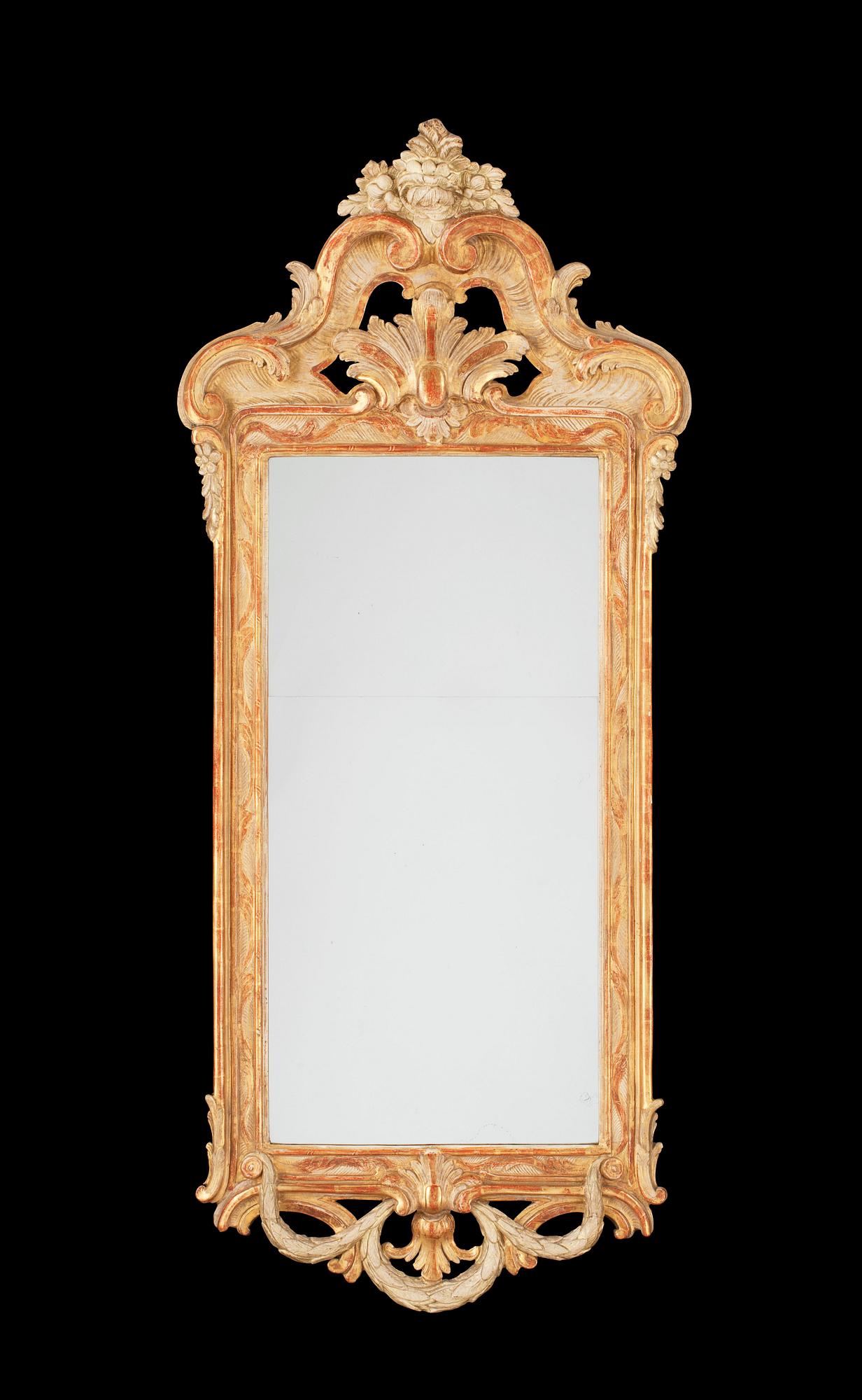 SPEGEL, av Samuel Bomansson (mästare i Stockholm 1756-71, änkan drev verkstaden till 1780-talet). Transition.