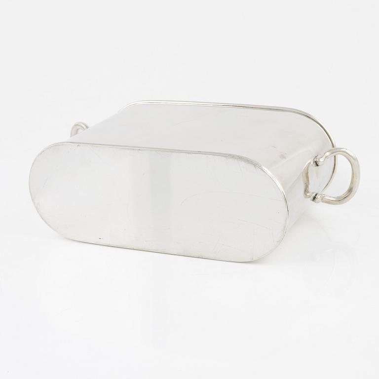 Vinkylare, nysilver, samtida.