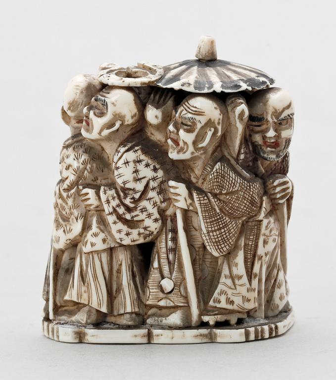 NETSUKE, ben, Japan, sannolikt Meiji (1867-1911).
