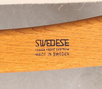 FÅTÖLJ med FOTPALL, "Lamino", Yngve Ekström, Swedese, 1900-talets andra hälft.