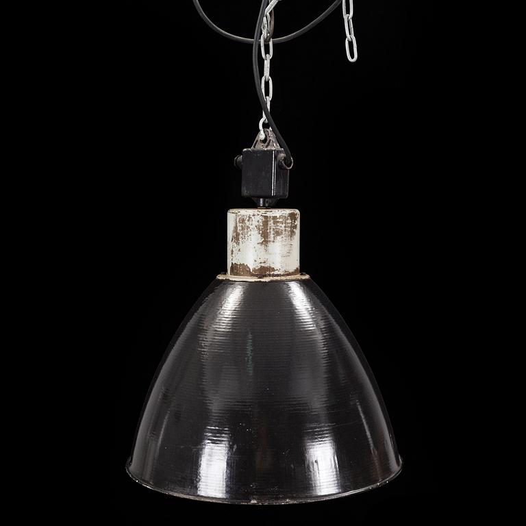 A mid 20th century metal ceiling light. Höjd ca 51 cm.