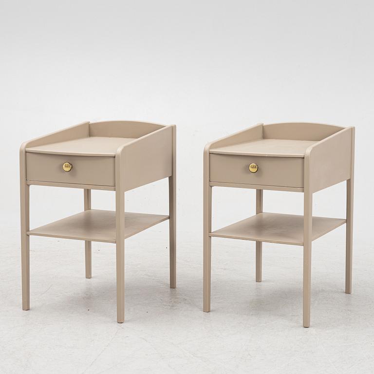 Bedside tables, a pair, from around the mid-20th century.