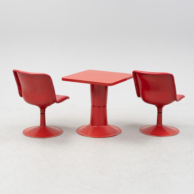 Yrjö Kukkapuro, a set of one 'Saturnus' table and two chairs from Haimi, Finland, 1960's/70's.