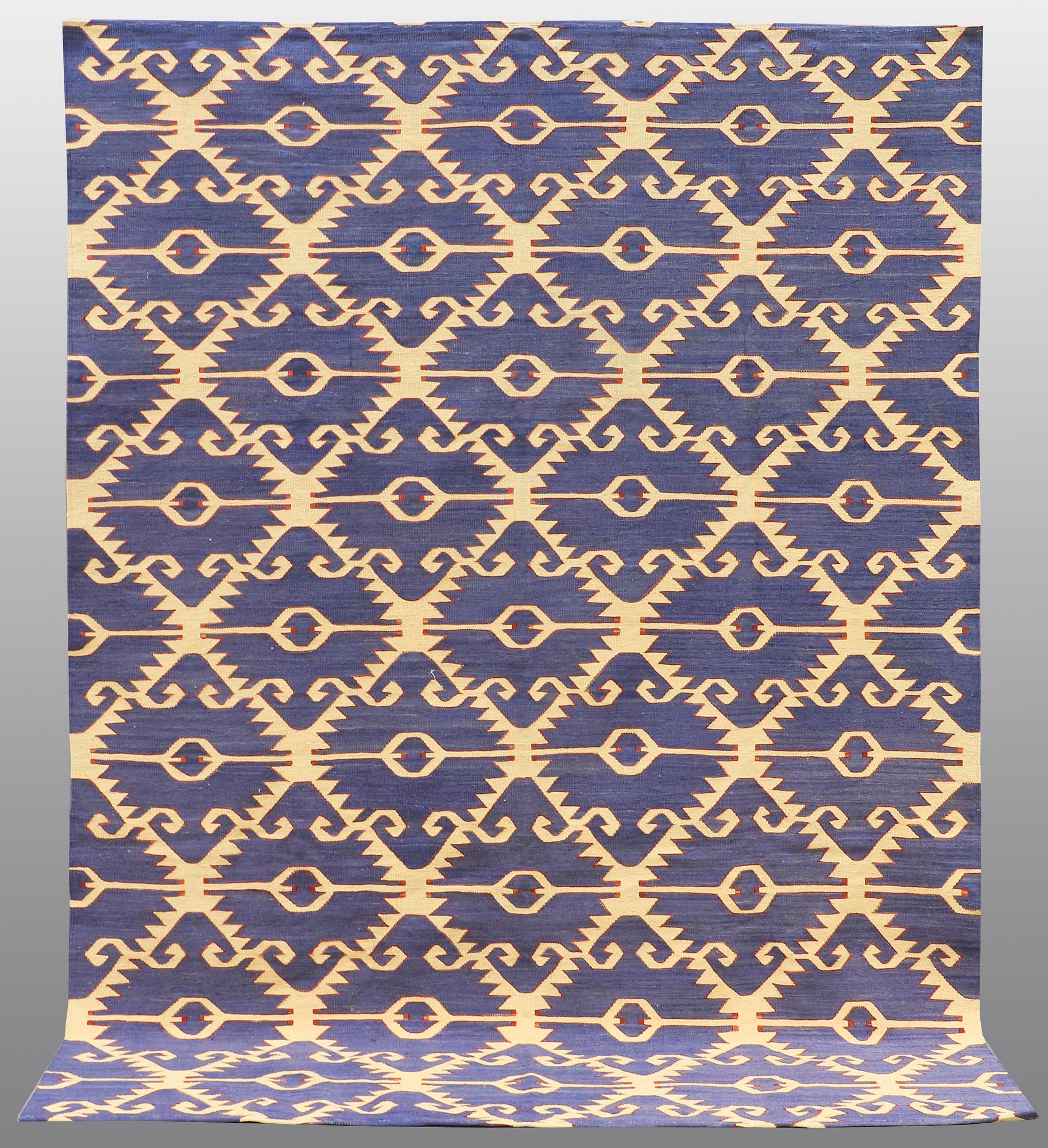 CARPET, Kilim, ca 293 x 214 cm.