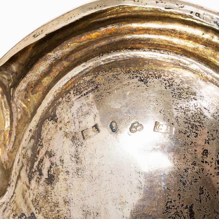 A Swedish silver sugar bowl and a centerpiece bowl, marks of G Möllenborg (Ferón) and C Hammer, Stockholm 1850-1860.