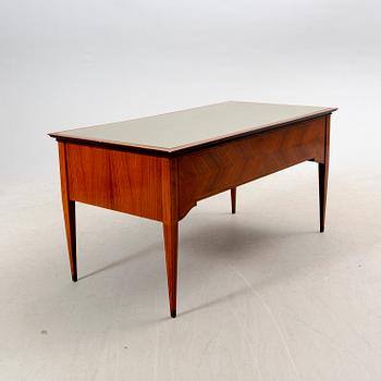 Skrivbord 1900-talets mitt.