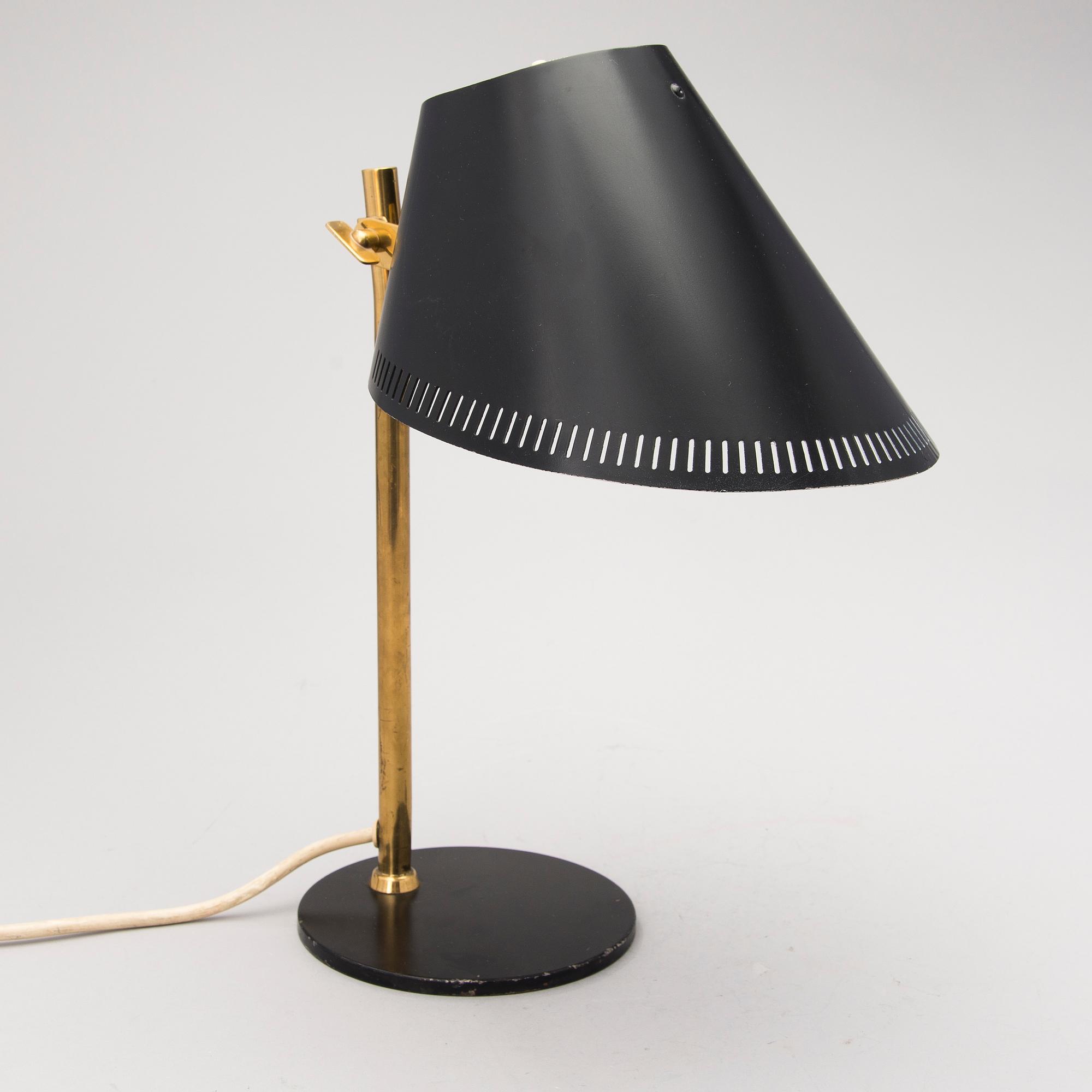 A 9227 TABLE LAMP FOR IDMAN, 1950s.