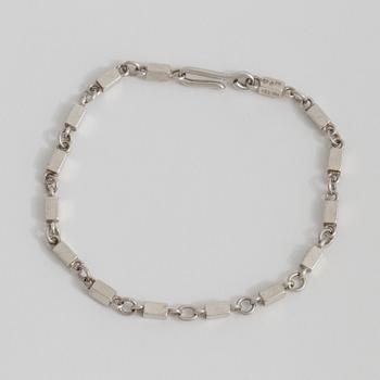 A bracelet by Wiwen Nilsson, Lund 1950.