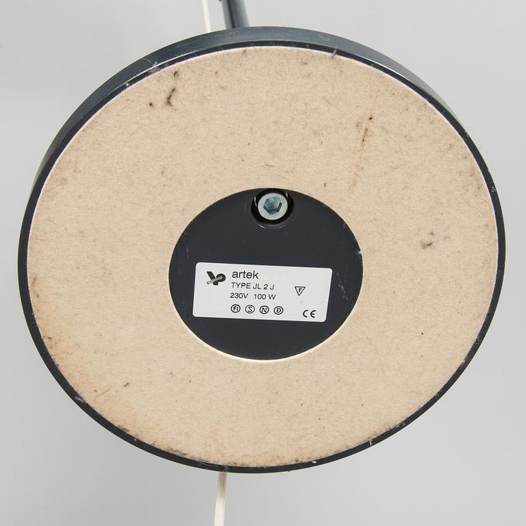 Juha Leiviskä, A 21th century floor lamp, Valaisinpaja for Artek.