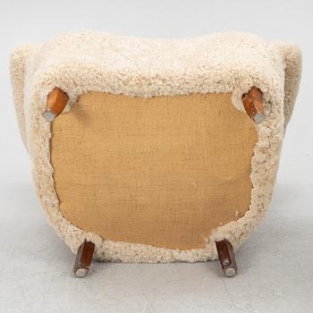 A pair of lounge chairs, 1940s.