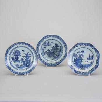 TALLRIKAR, 6 st, porslin, Qingdynastin, Qianlong (1736-95).