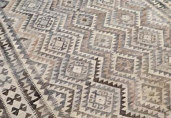 MATTA, Kilim, ca 293 x 204 cm.