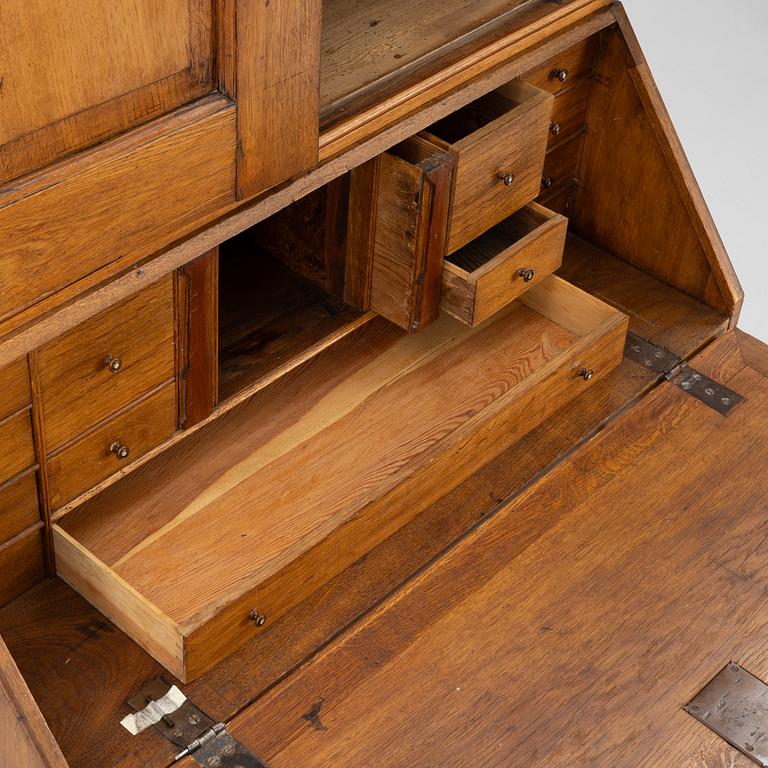 Skrivskåp, 1700-talets mitt, Senbarock.