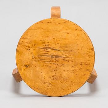 Alvar Aalto, pall modell 60, för O.Y. Huonekalu-ja Rakennustyötehdas A.B. 1900-talets mitt.