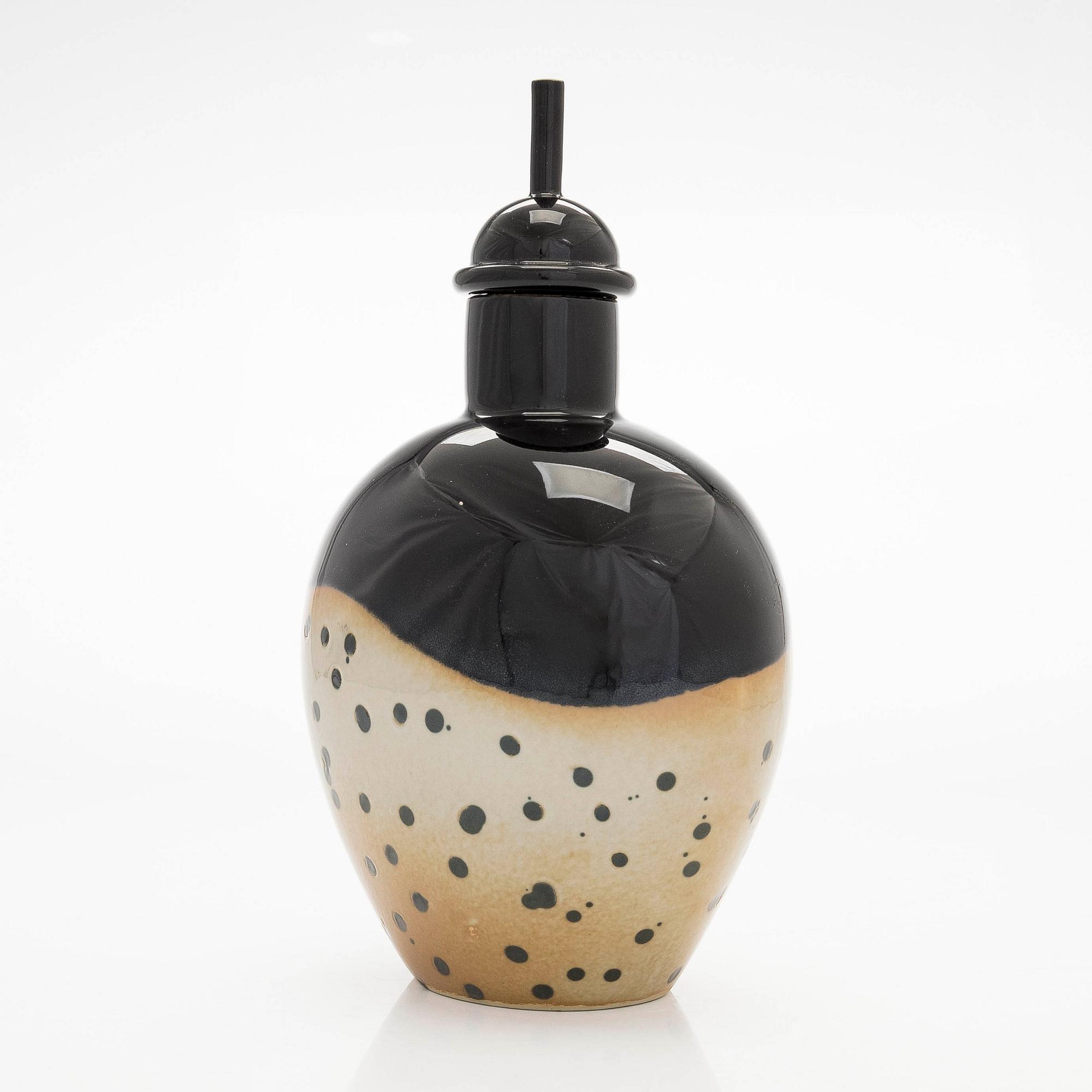 Inkeri Leivo, flaska med propp, keramik, Pro Arte -96, Arabia.