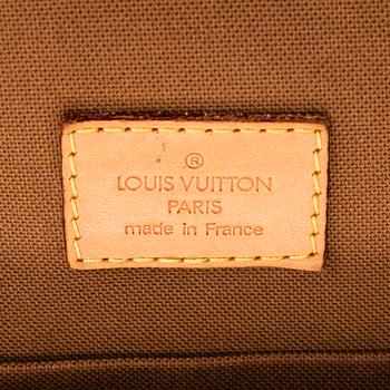 Louis Vuitton, a Monogram Canvas 'Bosphore Messenger PM' bag.