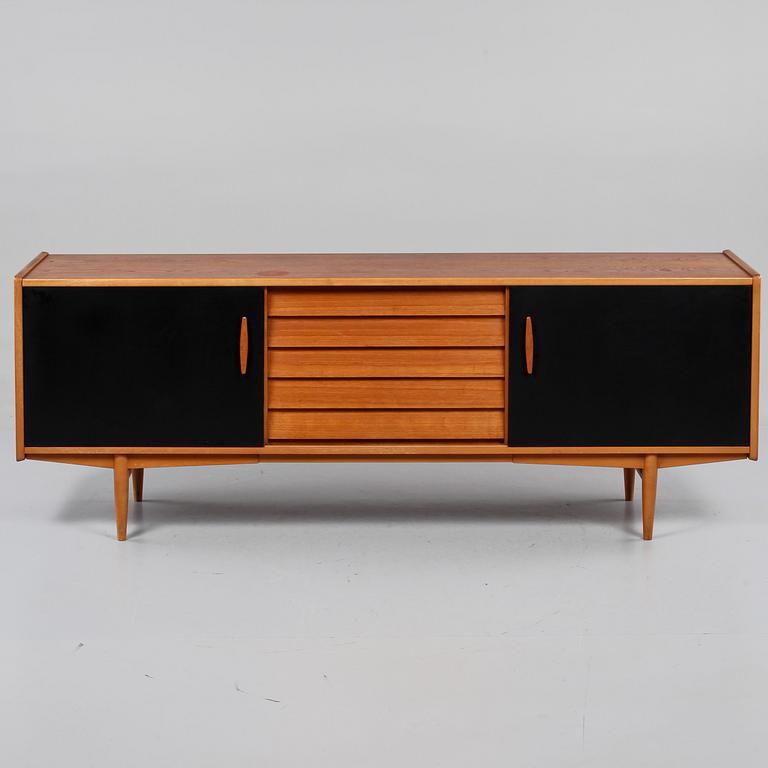 SIDEBOARD, "Trio", Nils Jonsson, Troeds, 1950/1960-tal.