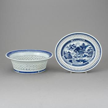 GALLERSKÅL OCH FAT, porslin, Kina, 1900/2000-tal.