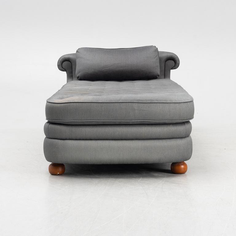 Josef Frank, sofa/daybed, model 775, O.H Sjögren, 2017, Firma Svenskt Tenn.