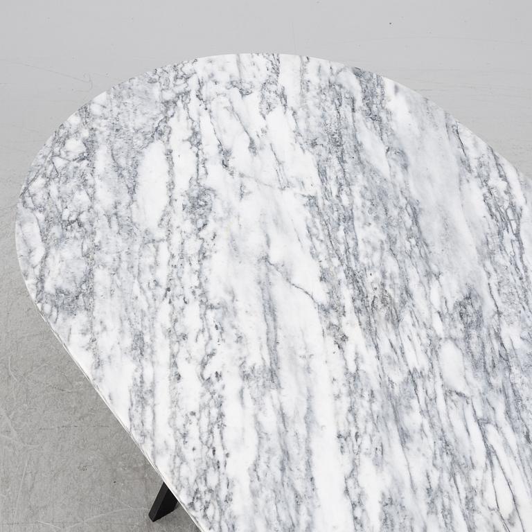 Ida Linnea Hildebrand, dining table, "Saw", Friends & Founders.