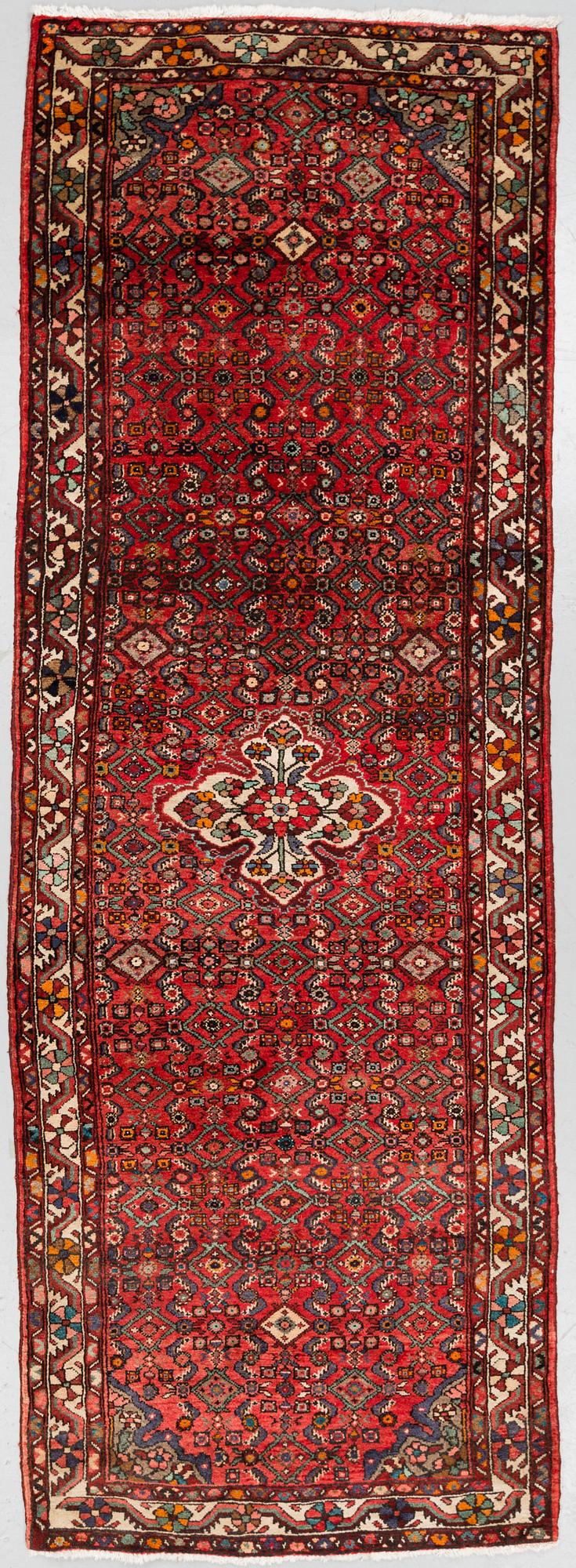 MATTO, a Hamadan, ca 299-307,5 x 109 cm.