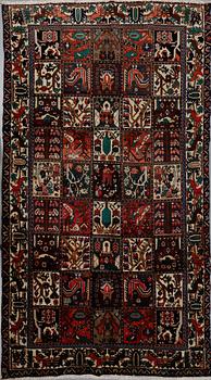 MATTA, Bachtiari, sent 1900-tal, ca 275x165 cm.