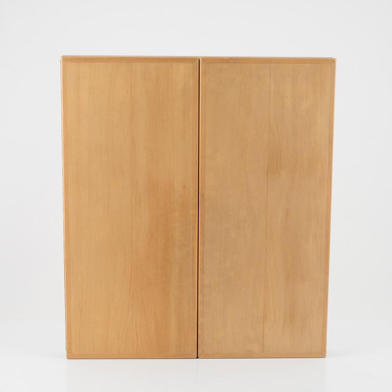 Axel Larsson, tillskriven, spegel, tredelad, björk, 1900-tal.