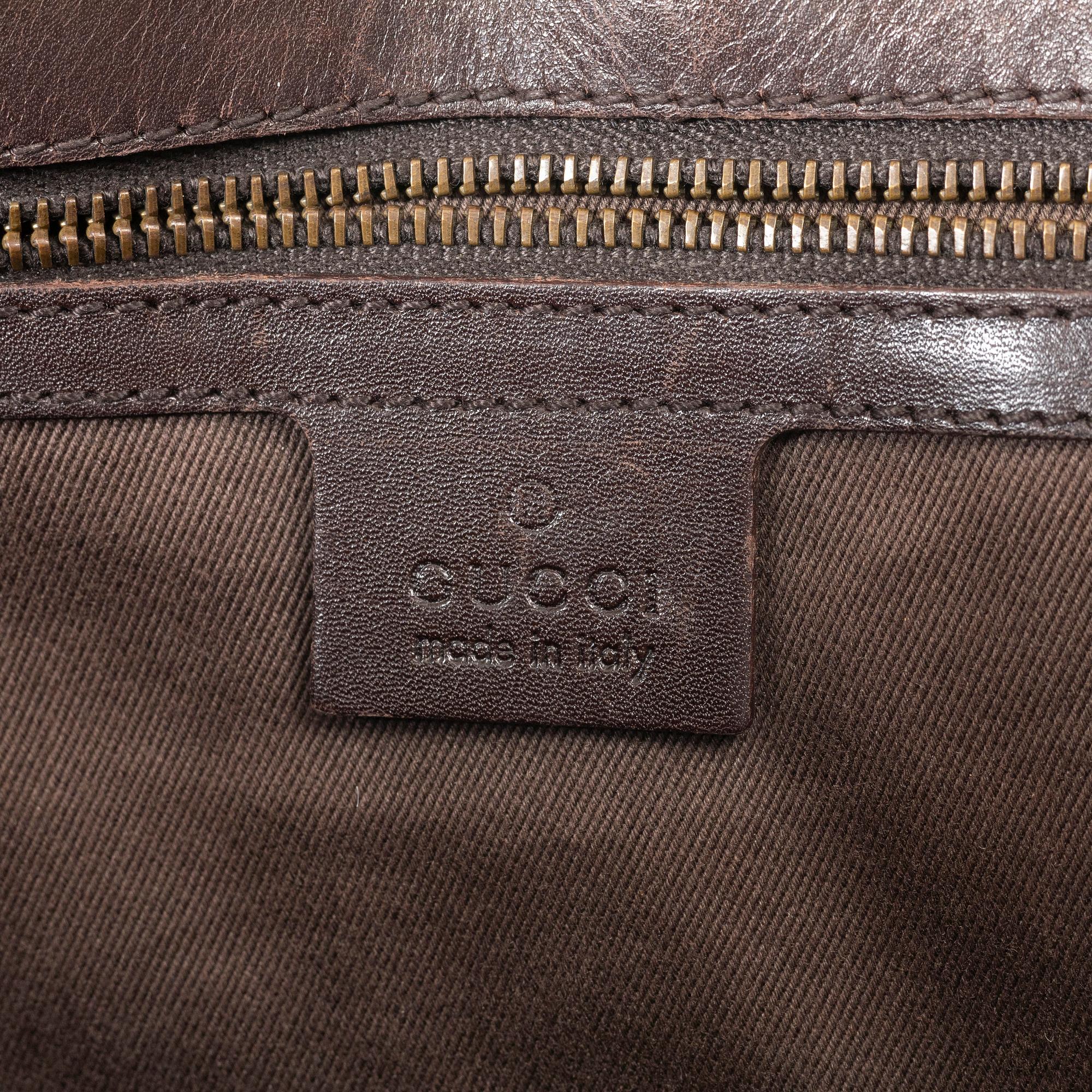 Gucci, Translation: "bag".