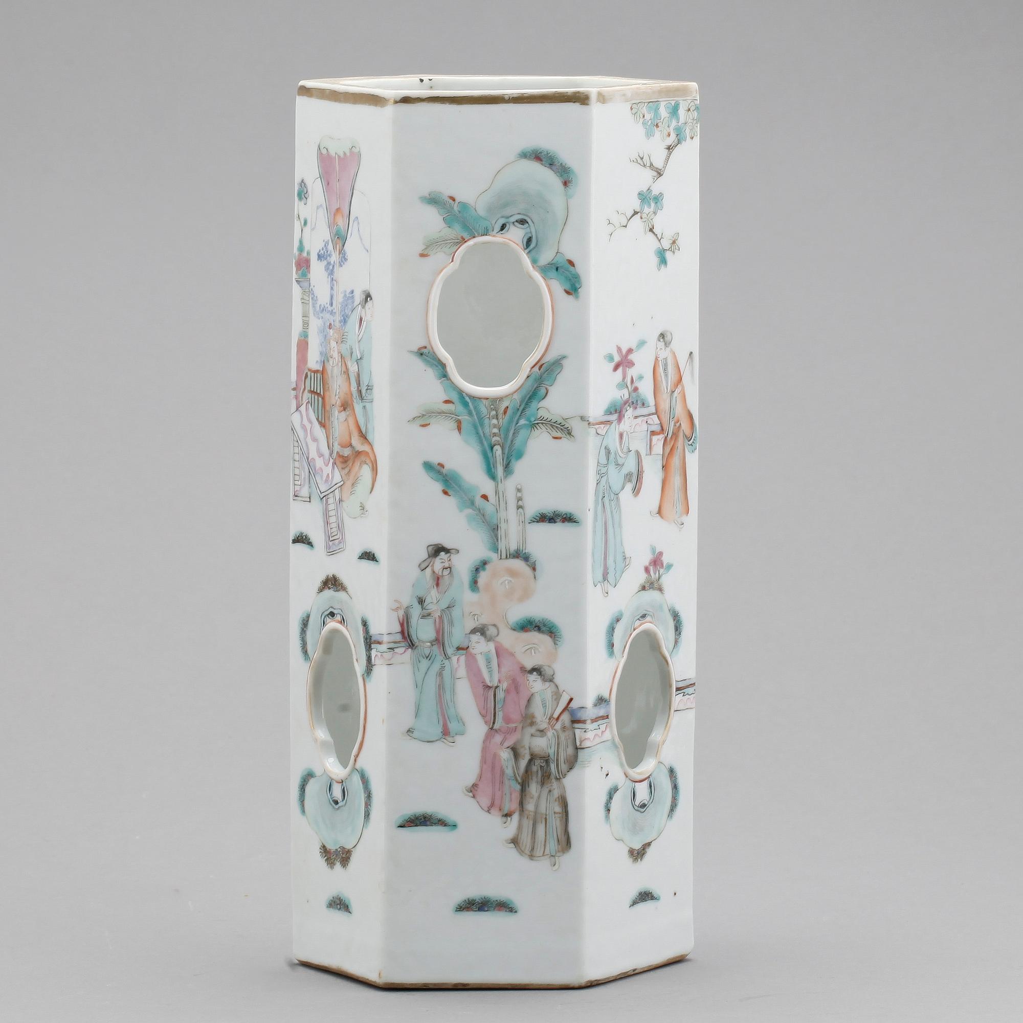 PERUKVAS, porslin, Kina, sent 1800-tal.