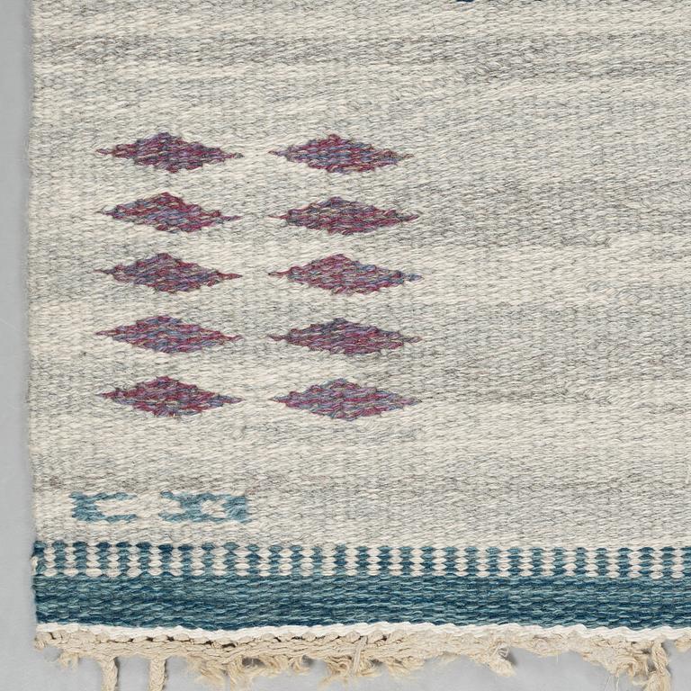 Carl Dangel, CARPET. Flat weave. 304,5 x 203 cm. Signed CD.