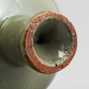 A celadon glazed stem cup, Ming dynasty (1368-1644).