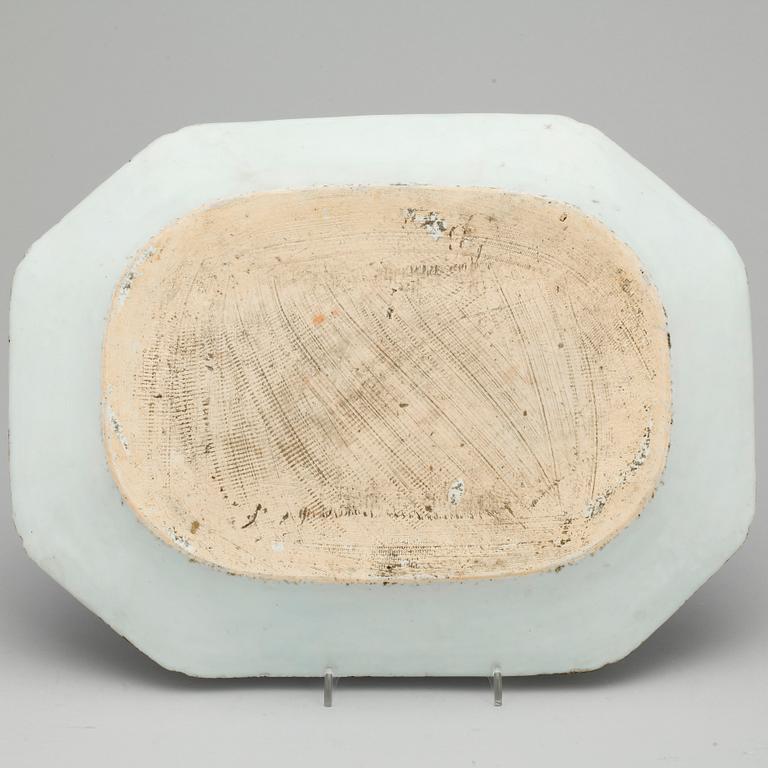 STEKFAT, porslin, Qianlong, Kina 1700-tal.