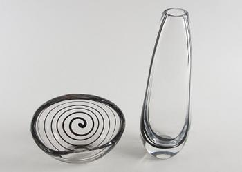 VAS och SKÅL, glas, Vicke Lindstrand, Kosta, sign.