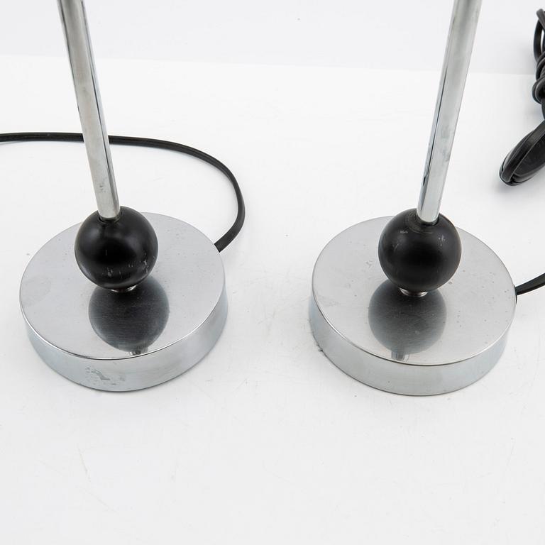 Table lamps, a pair, later part of the 20th century.